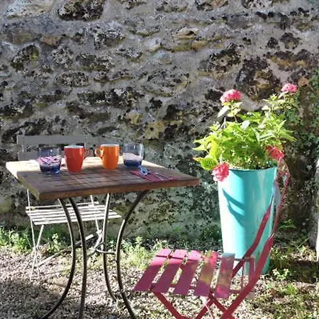 Otel L Du Lion D Or 2*